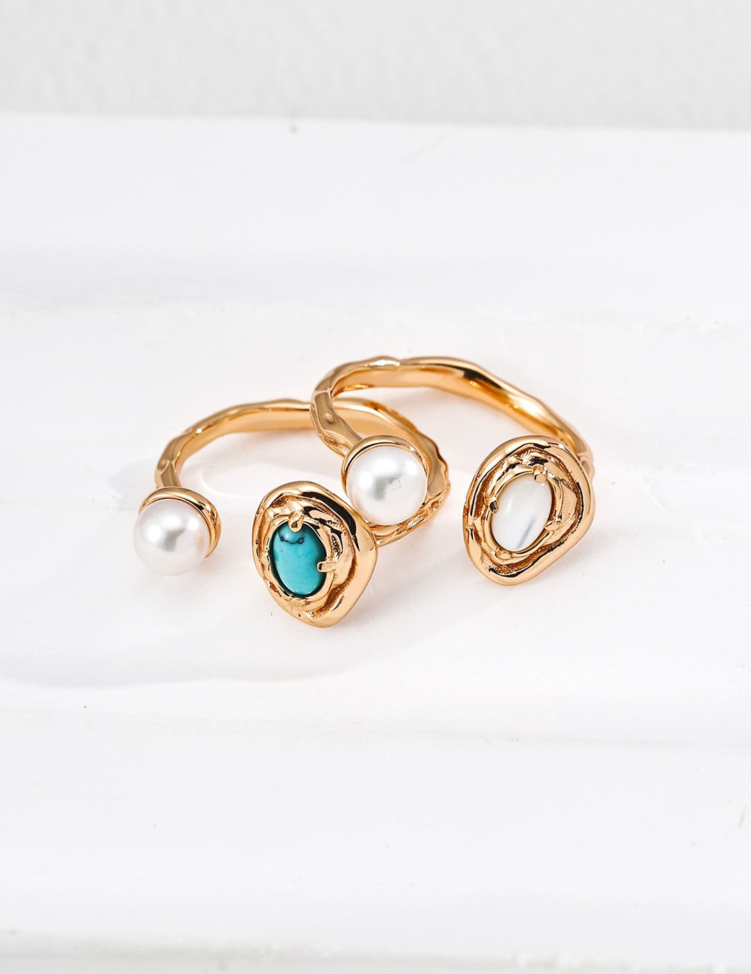 Molten Pearl Oval Ring