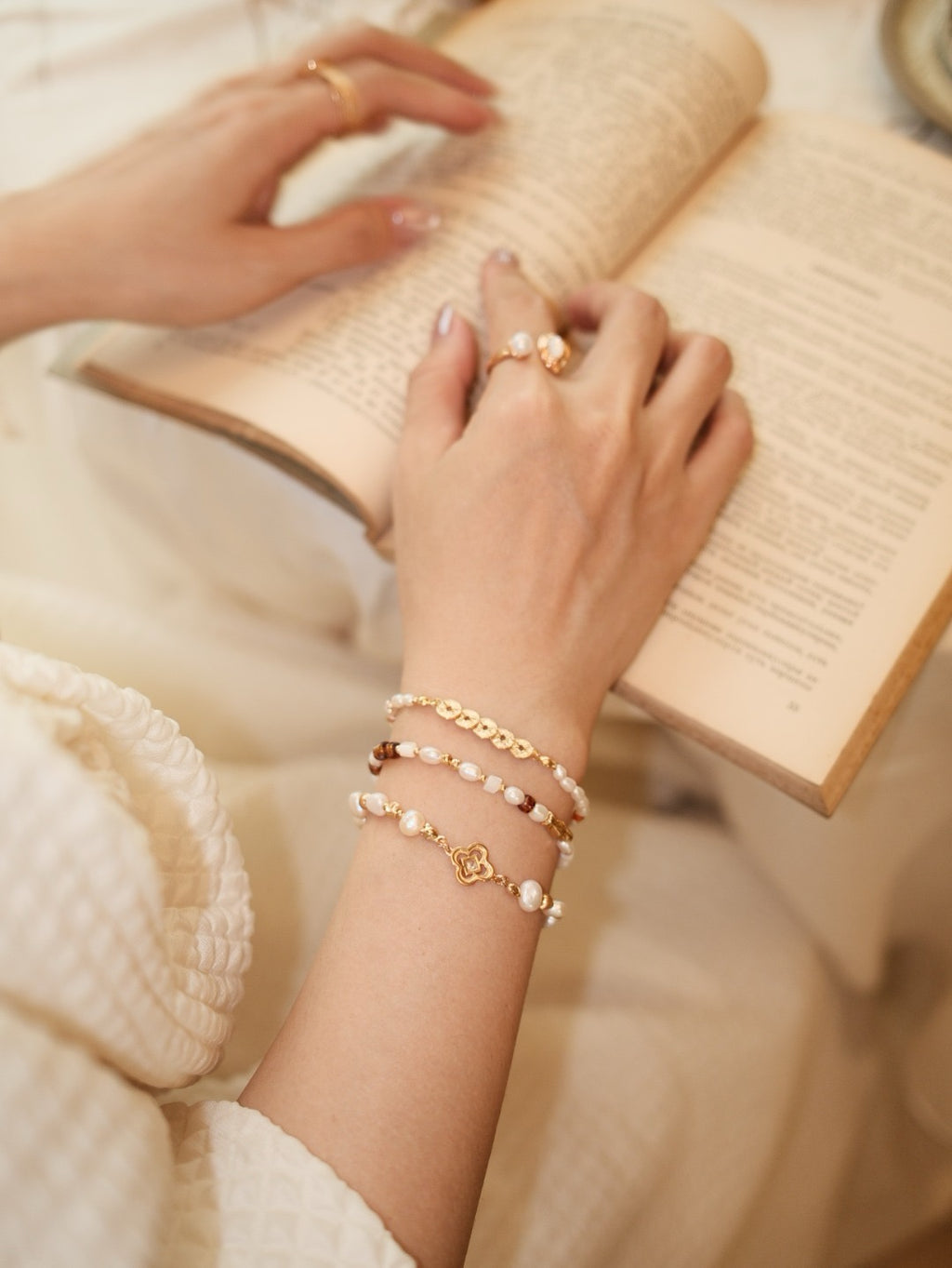 Molten Pearl Oval Ring