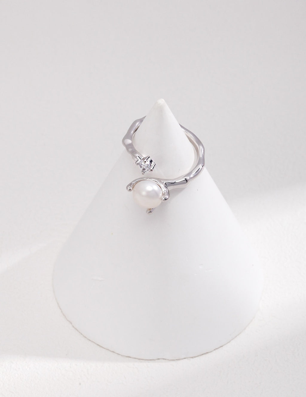 Wavecrest Pearl Open Ring