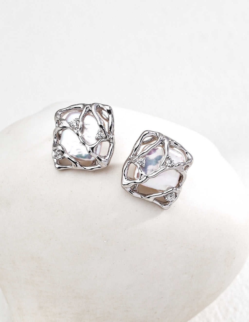 Canopy Pearl Earrings