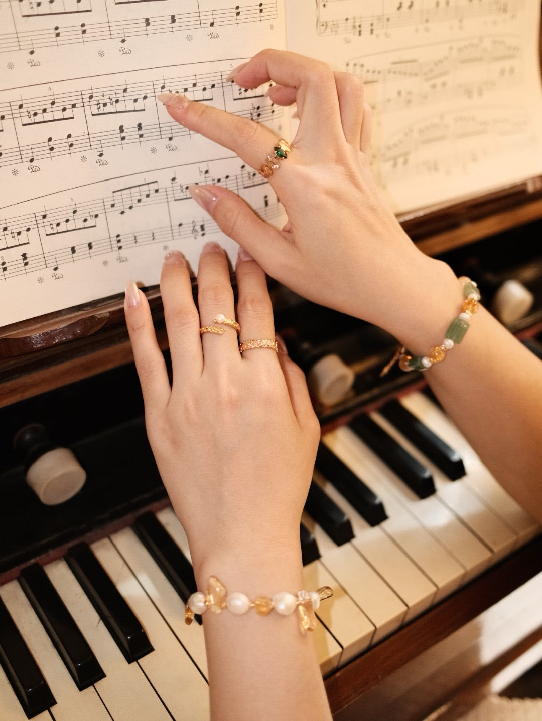 Golden Hour Pearl Bracelet