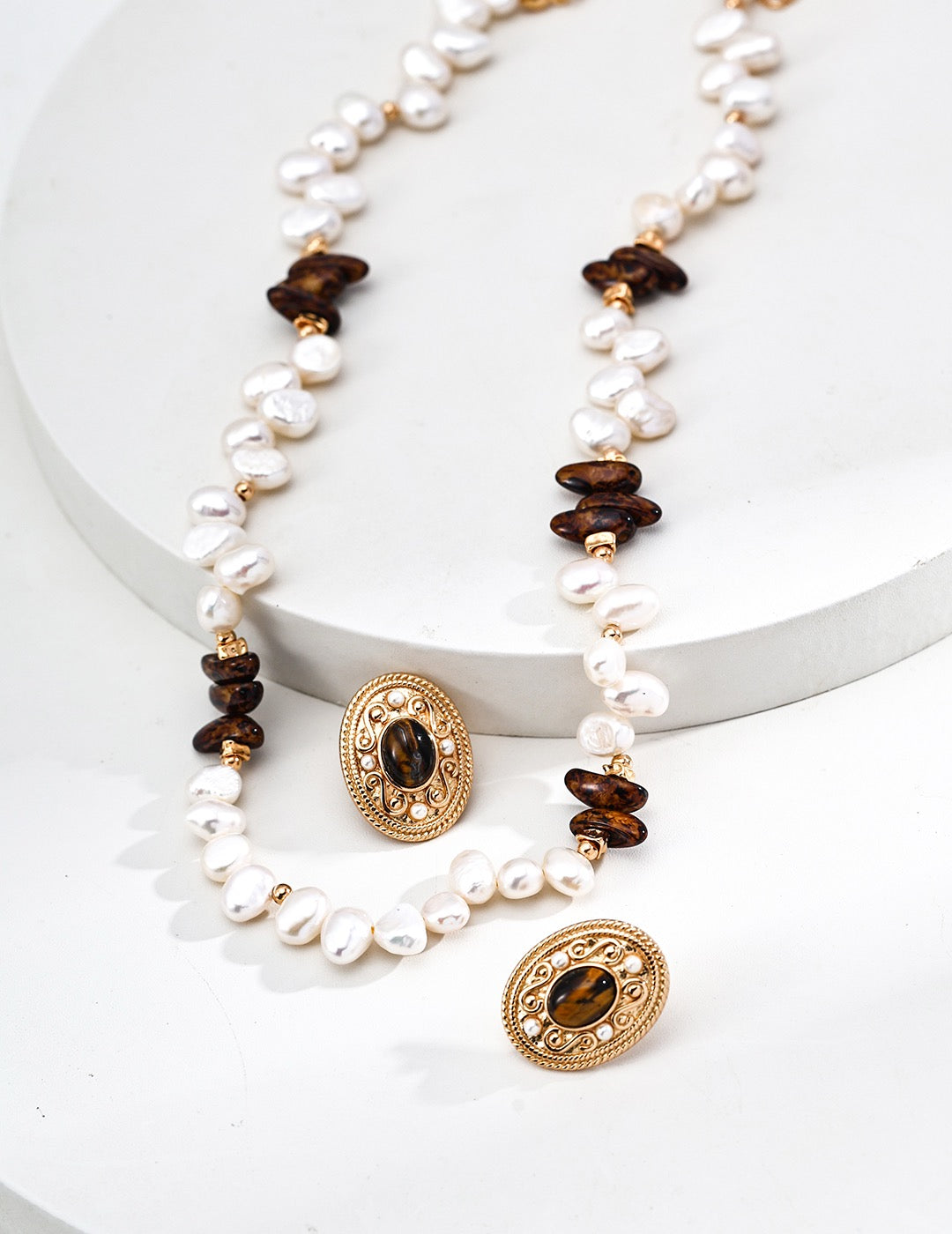 Shoreline Pearl Necklace