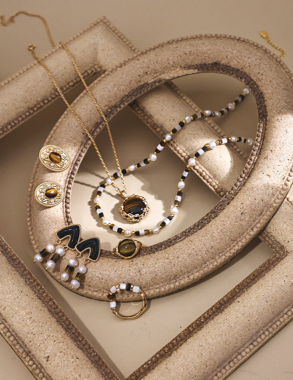 Coastal Pearl Necklace