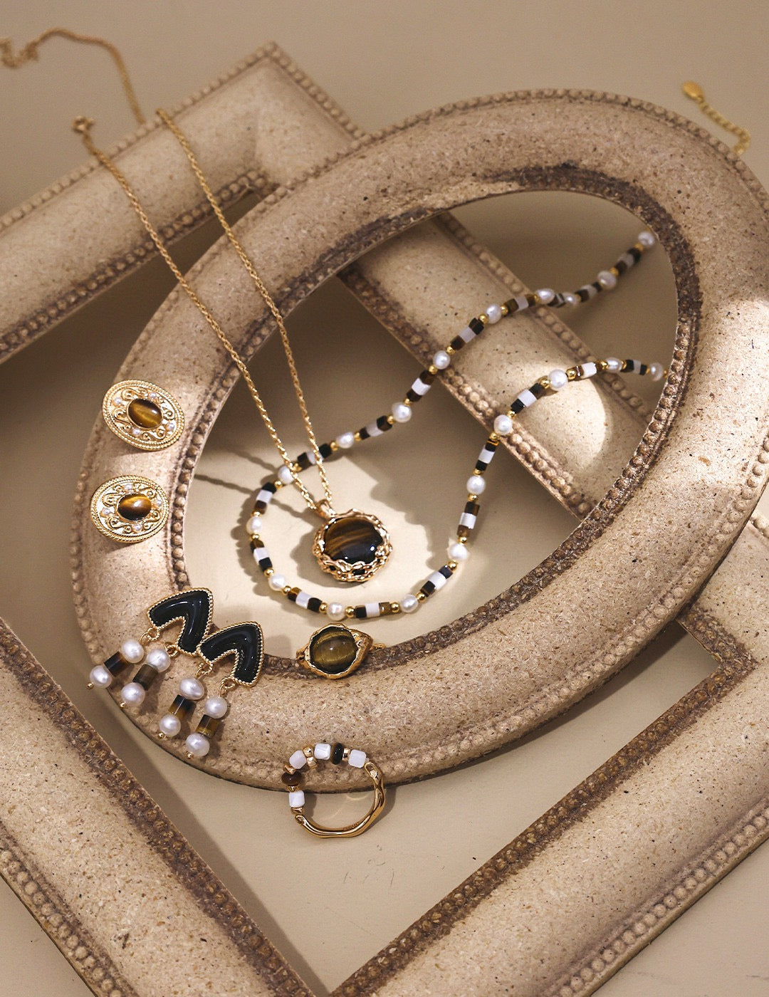 Coastal Pearl Necklace