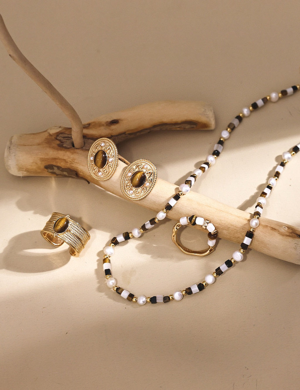 Coastal Pearl Necklace