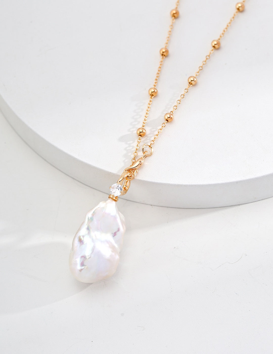Luminous Baroque Pearl Necklace