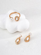 Molten Pearl Oval Ring
