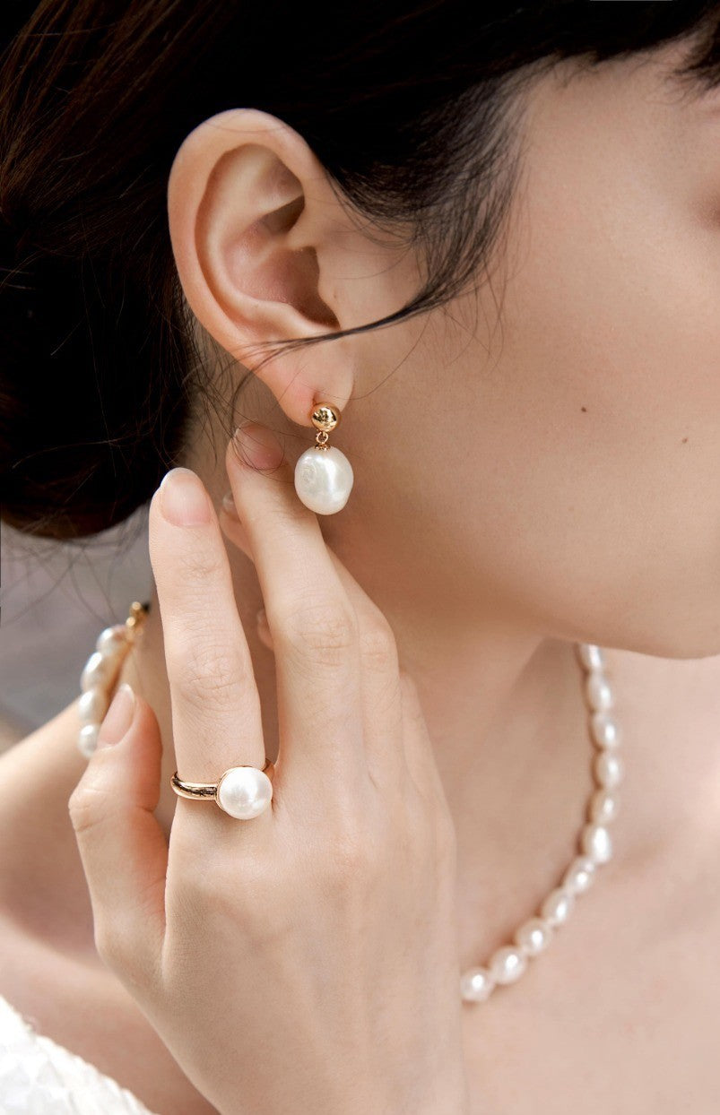 Baroque Pearl Drop Earrings
