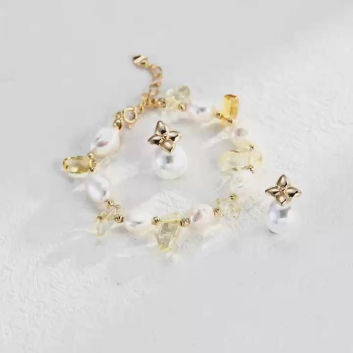 Golden Hour Pearl Bracelet